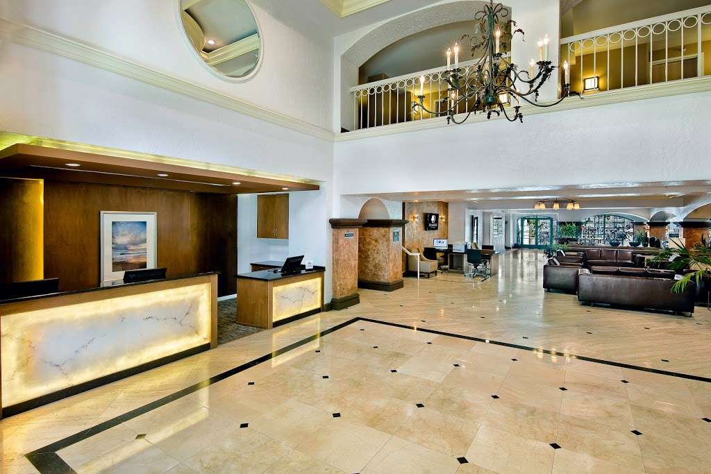 DoubleTree by Hilton Hotel San Pedro - Port of Los Angeles | 2800 Via Cabrillo-Marina, San Pedro, CA 90731, USA | Phone: (310) 514-3344