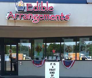 Edible Arrangements | 10 Foxborough Blvd, Foxborough, MA 02035, USA | Phone: (508) 543-8283
