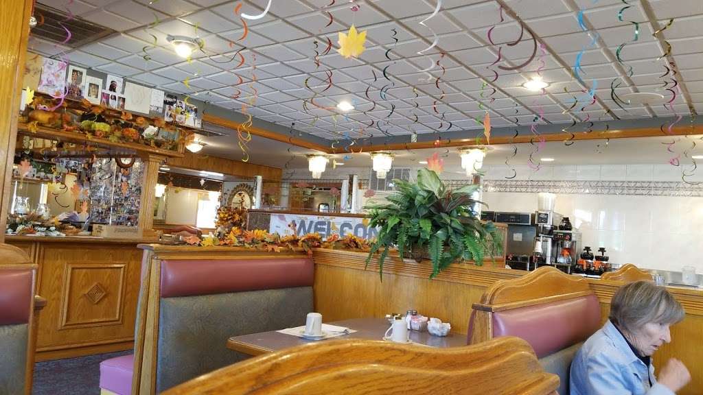 Teds Family Restaurant | 580 Burnham Ave, Calumet City, IL 60409, USA | Phone: (708) 862-1230