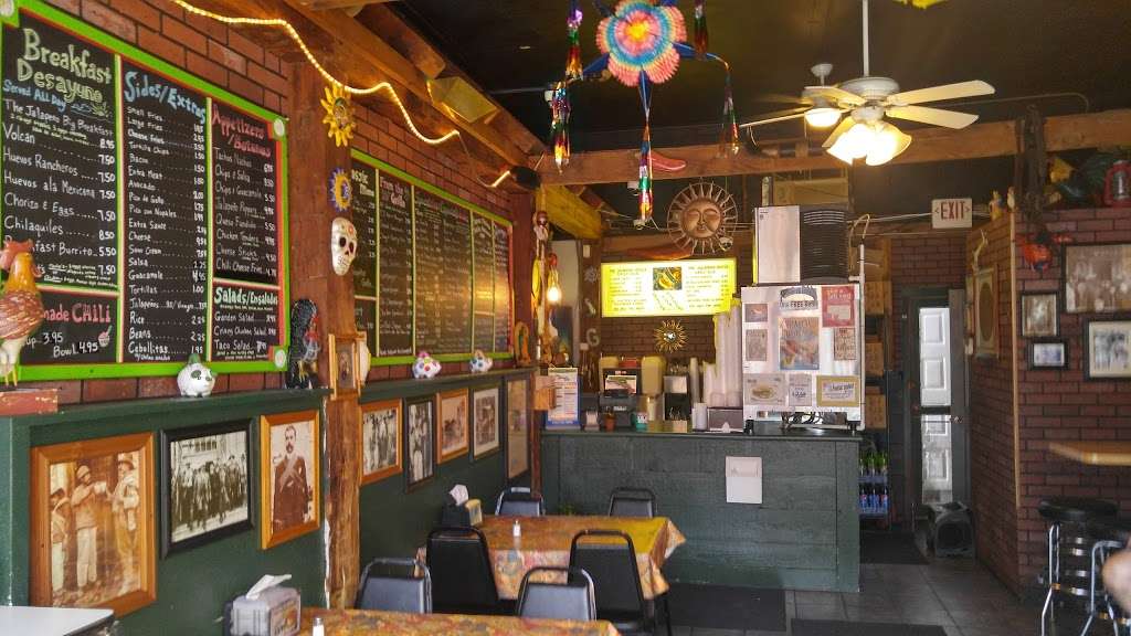 The Jalapeno Grille | 602 Geneva Rd, St. Charles, IL 60174, USA | Phone: (630) 587-1918