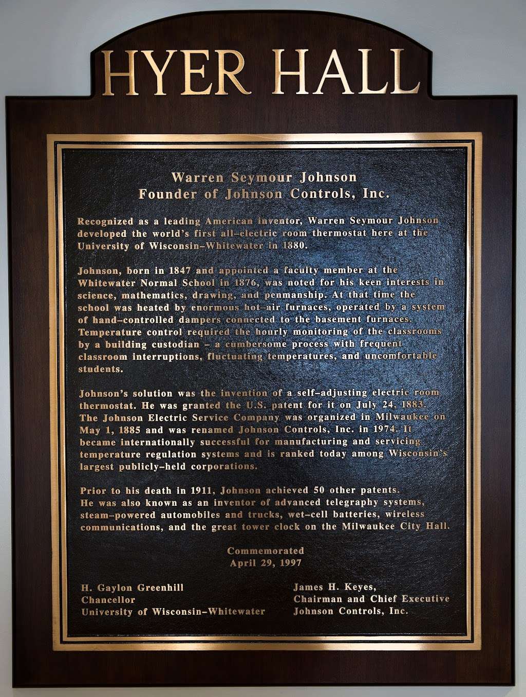 Hyer Hall | 142 Wyman Mall, Whitewater, WI 53190, USA | Phone: (262) 472-1234