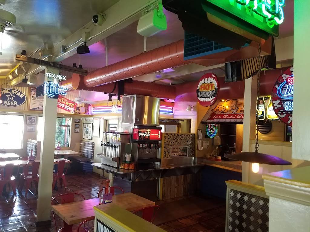 Jakes Original Tex Mex Cafe | 1710 Oak St, Bakersfield, CA 93301, USA | Phone: (661) 322-6380