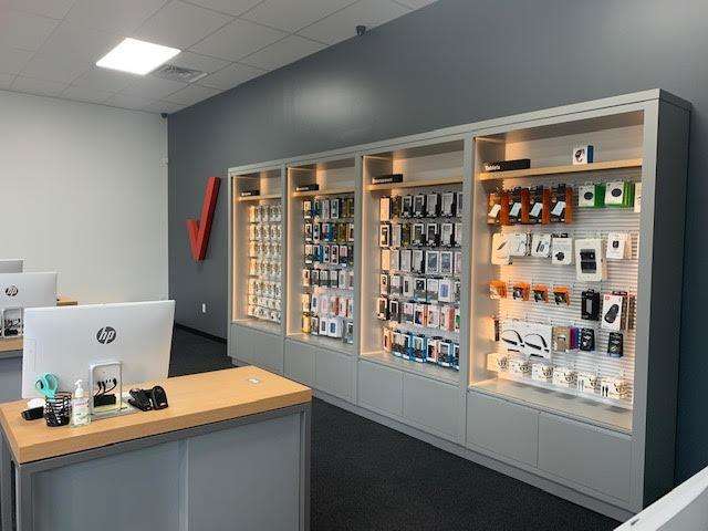 Verizon Authorized Retailer, TCC | 930 W Rte 70 Suite 500, Marlton, NJ 08053, USA | Phone: (856) 751-1125