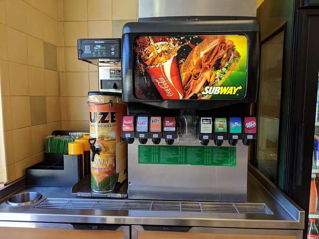 Subway Restaurants | 4481 Las Posas Rd A, Camarillo, CA 93010 | Phone: (805) 987-7200