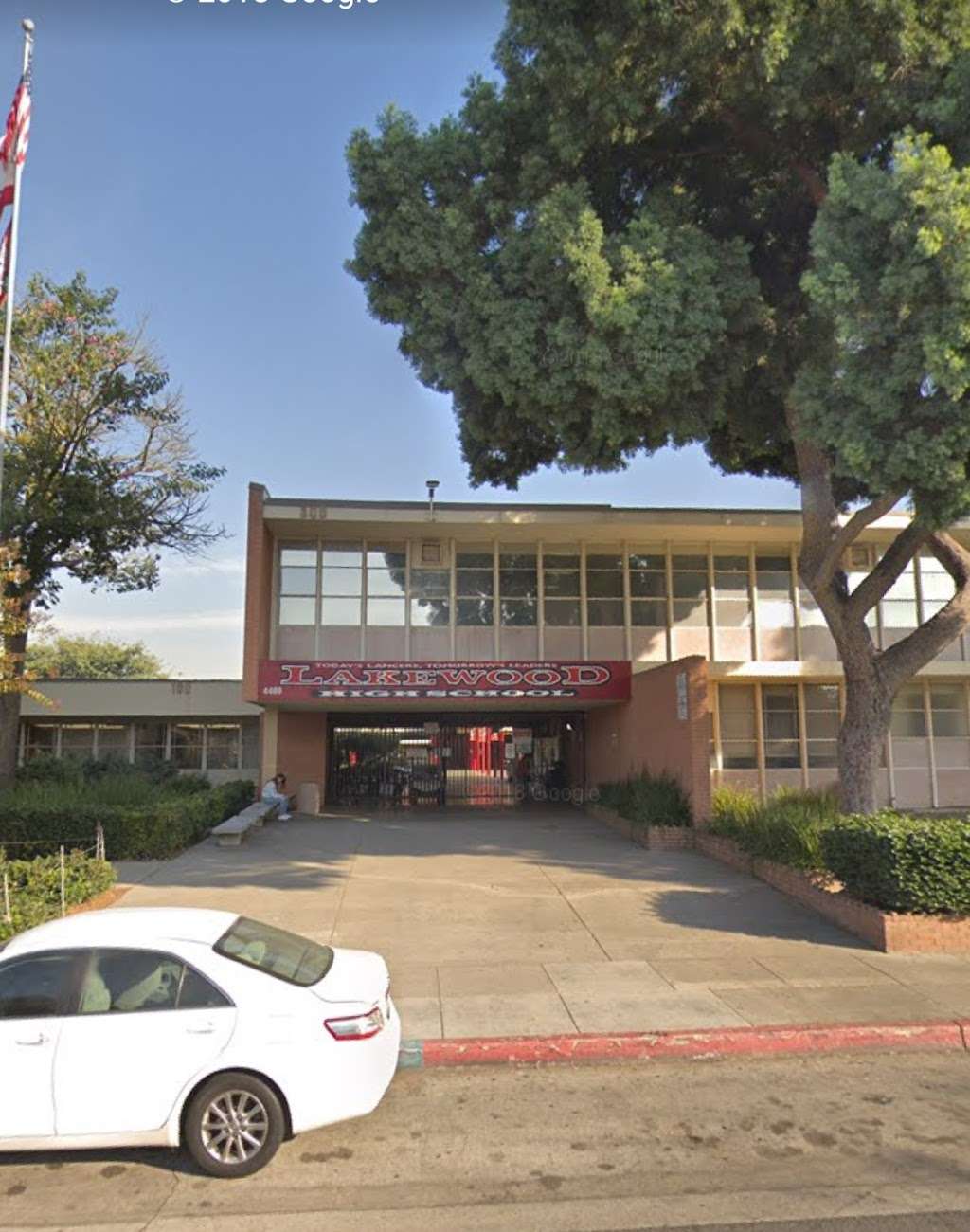 Lakewood High School, Main Entrance | 4420 Briercrest Ave, Lakewood, CA 90713, USA | Phone: (562) 425-1281