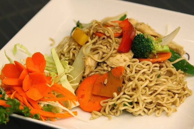 Bangkok Thai Restaurant | 13200 Falls of Neuse Rd #131, Raleigh, NC 27614, USA | Phone: (919) 554-1561