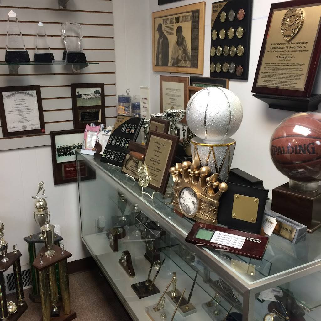 Eds Trophies Plaque & Awards | 7516 Florissant Rd, St. Louis, MO 63121, USA | Phone: (314) 383-7555