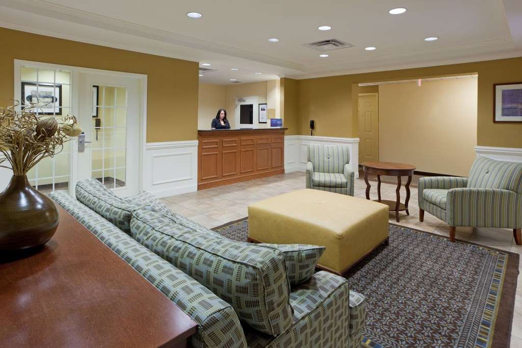 Candlewood Suites Manassas | 11220 Balls Ford Rd, Manassas, VA 20109, USA | Phone: (703) 530-0550