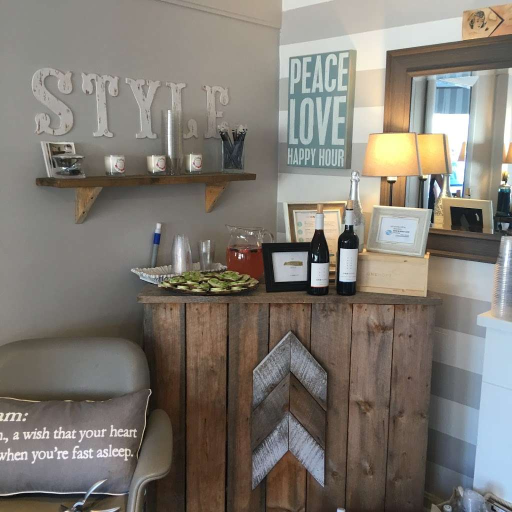 Walsh Styling Beauty Bar | 97 Elm St, Cohasset, MA 02025 | Phone: (781) 923-1863