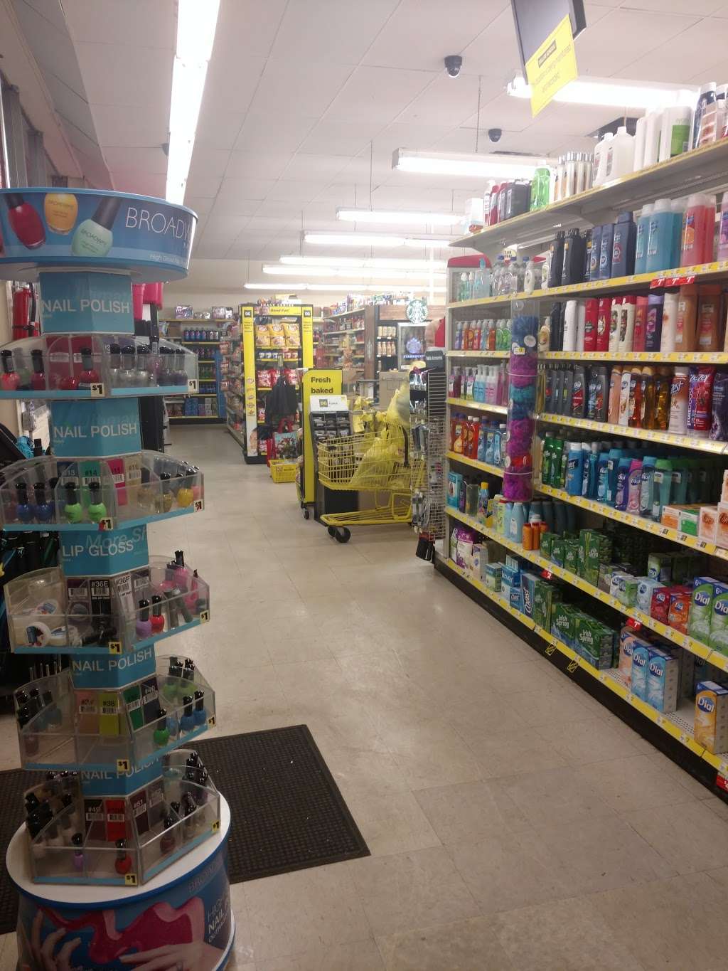 Dollar General | 308 Town Center Blvd, Easton, PA 18040 | Phone: (610) 258-7360