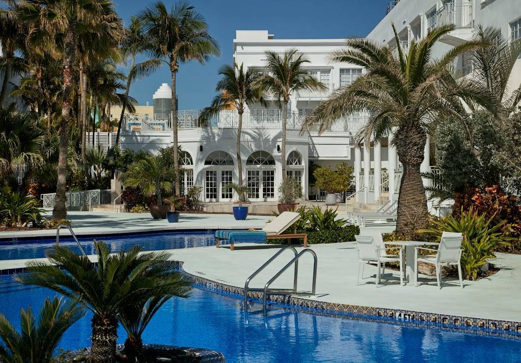 The Savoy Hotel, Miami Beach | 425 Ocean Dr, Miami Beach, FL 33139, USA | Phone: (305) 532-0200