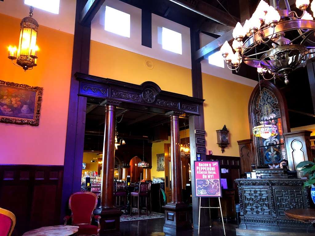 The Old Spaghetti Factory | 111 N Twin Oaks Valley Rd, San Marcos, CA 92069, USA | Phone: (760) 471-0155