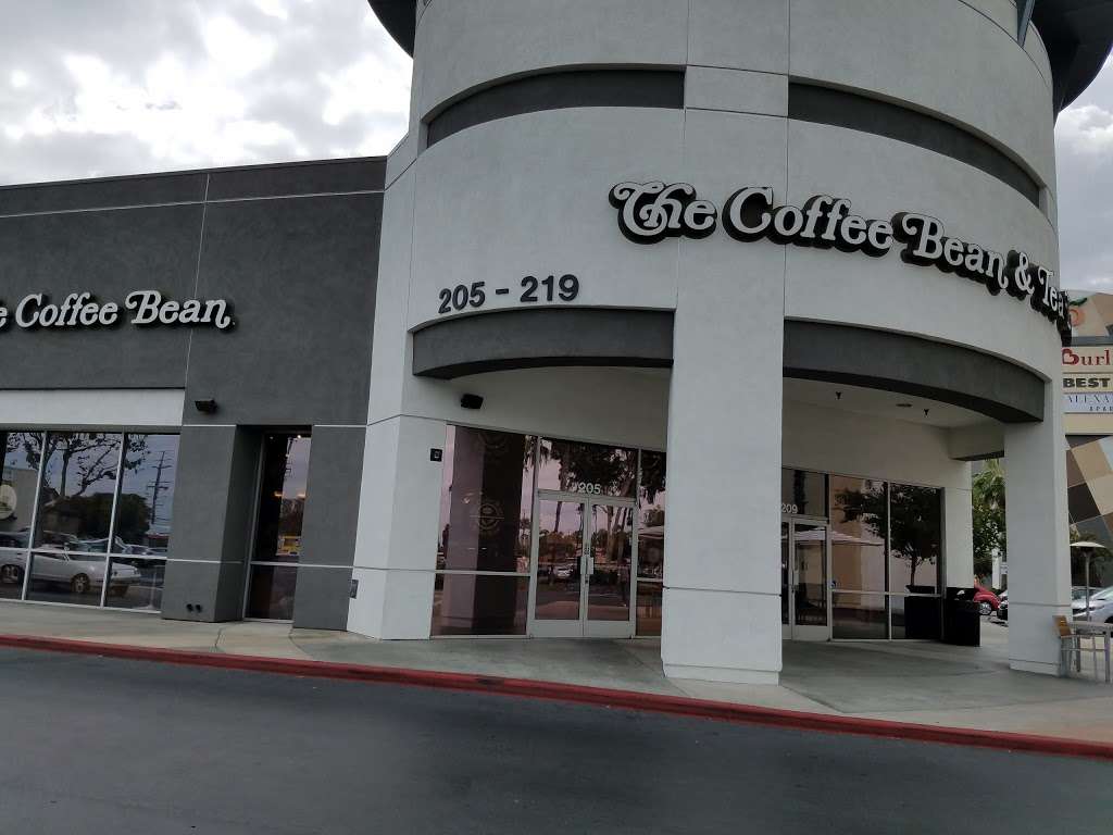 The Coffee Bean & Tea Leaf | 205 Orangefair Avenue, Space 11A, Fullerton, CA 92832, USA | Phone: (714) 447-4160