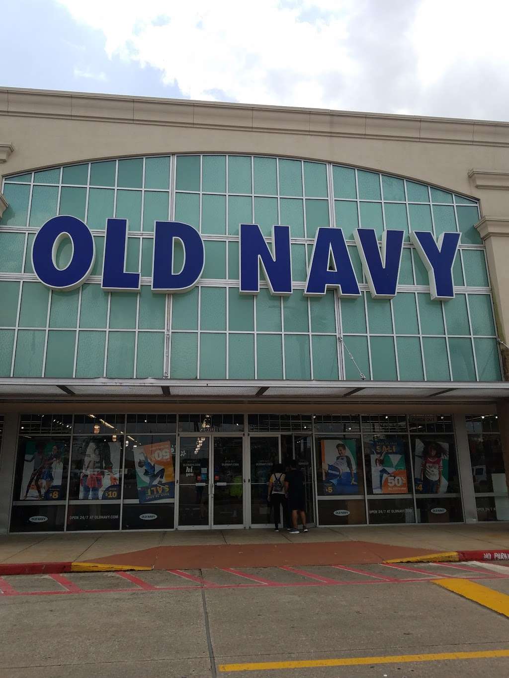 Old Navy | 5778 Fairmont Pkwy, Pasadena, TX 77505, USA | Phone: (281) 487-7231