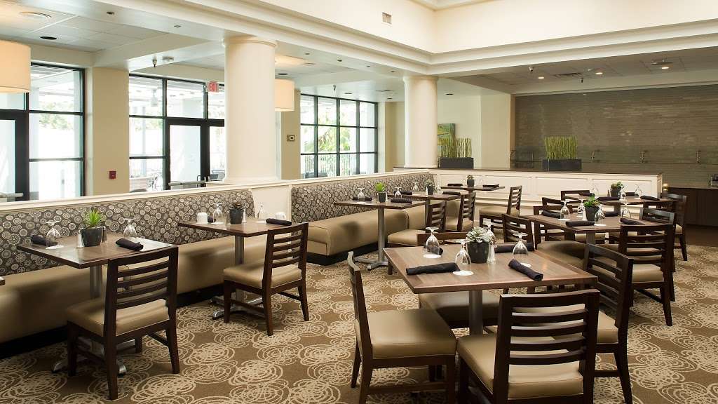 Holiday Inn Houston S - Nrg Area - Med Ctr | 8111 Kirby Dr, Houston, TX 77054, USA | Phone: (713) 790-1900