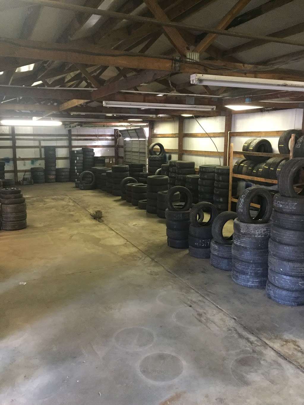 L C tires L.L.C | 6275 S Main St, Salisbury, NC 28147, USA | Phone: (704) 298-9063