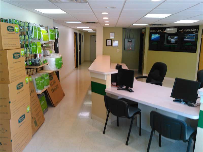 Extra Space Storage | 1008 Greenhill Rd, West Chester, PA 19380, USA | Phone: (610) 918-6100