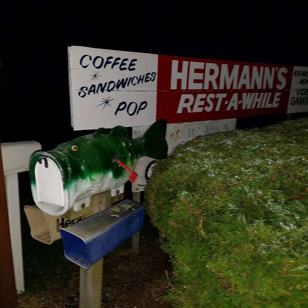 Hermanns Rest A While | 300 Center St, Port Barrington, IL 60010, USA | Phone: (847) 639-9644