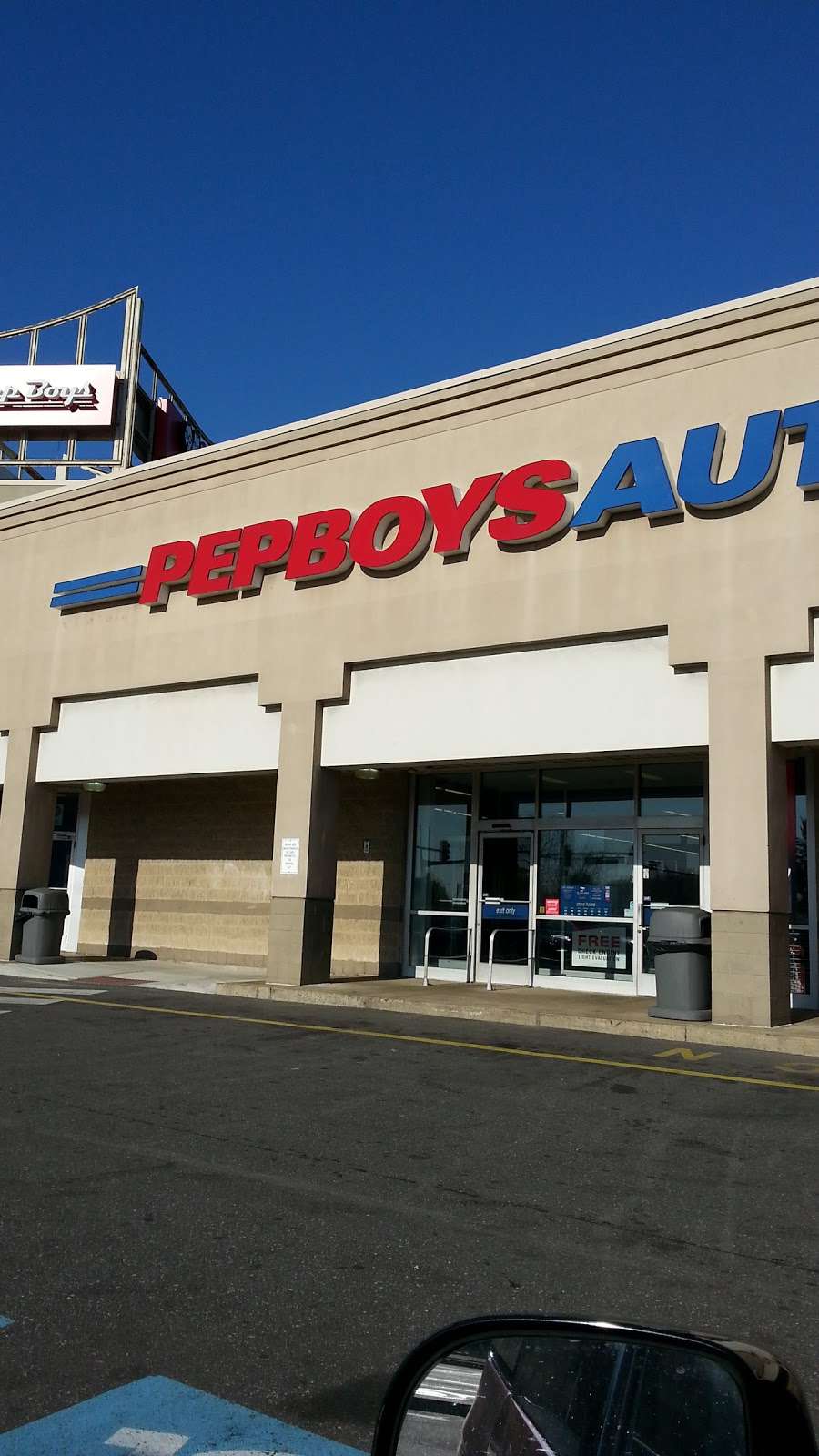 Pep Boys Auto Parts & Service | 1000 S Christopher Columbus Blvd, Philadelphia, PA 19147, USA | Phone: (215) 463-9830