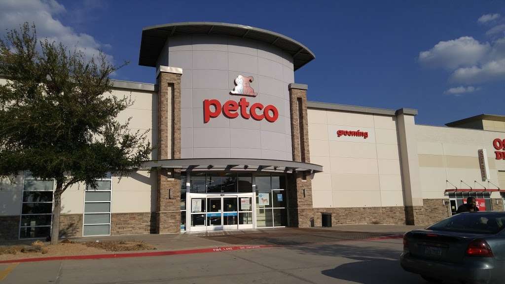 Petco | 5301 Belt Line Rd, Dallas, TX 75254, USA | Phone: (972) 788-0460