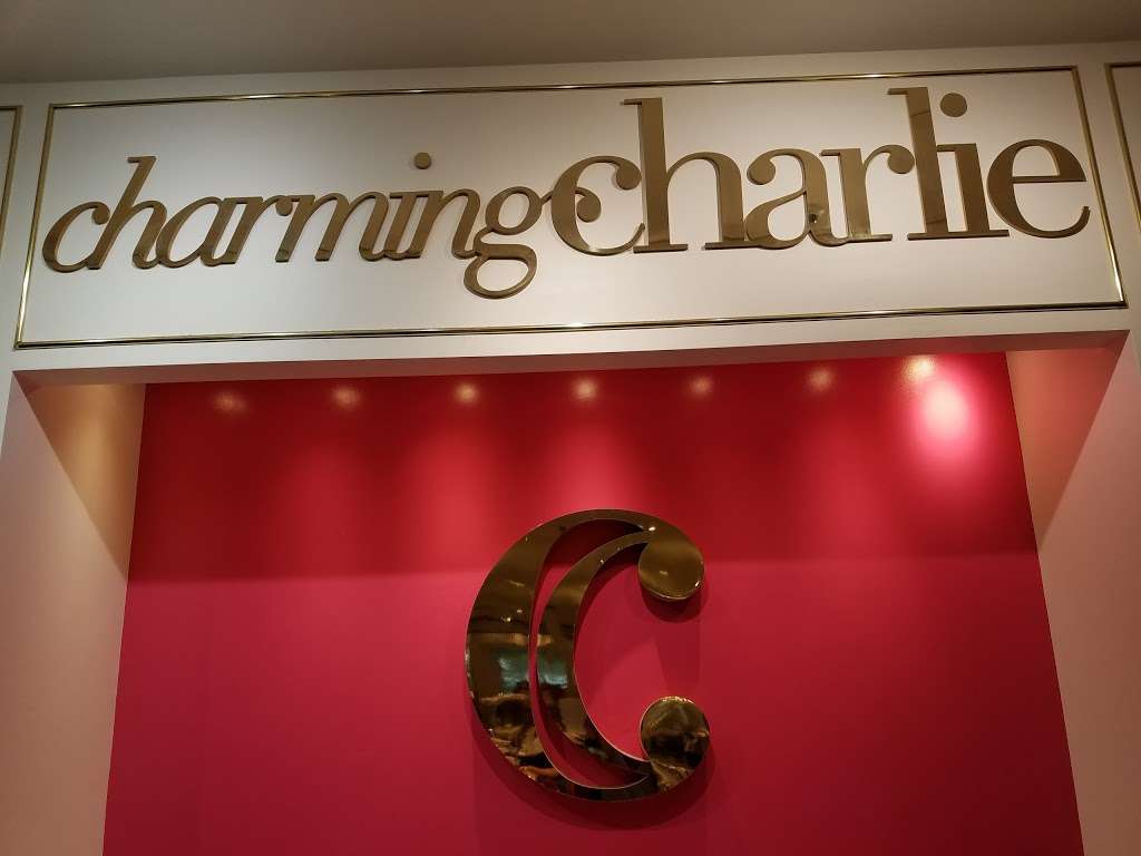 Charming Charlie | 3267 Daniels Rd, Winter Garden, FL 34787, USA | Phone: (407) 654-7454