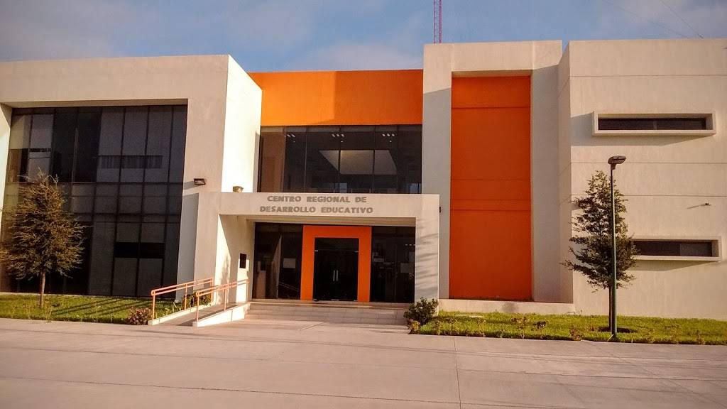 Centro Regional de Desarrollo Educativo | Blvd. Pedro Pérez Ibarra 4902, Viviendas Unidas, 88000 Nuevo Laredo, Tamps., Mexico | Phone: 867 712 8396