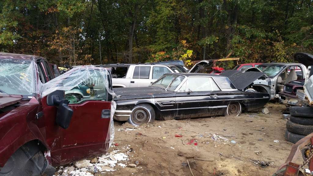 Hines Salvage Yard | 11395 E 400 N, Grovertown, IN 46531, USA | Phone: (574) 780-4245