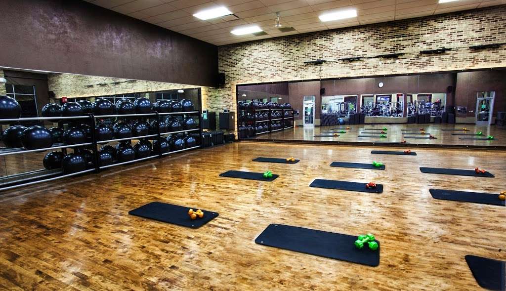 XSport Fitness | 289 N Weber Rd, Bolingbrook, IL 60440, USA | Phone: (630) 679-1820