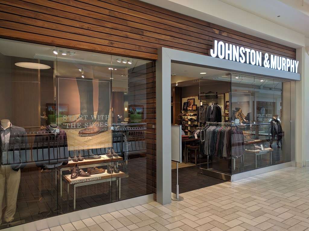 Johnston & Murphy | 8001 Tysons Corner Center, McLean, VA 22102, USA | Phone: (703) 556-9833