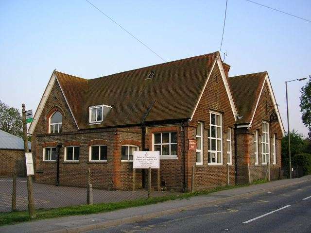 Aurora Redehall School | Redehall Rd, Smallfield, Surrey RH6 9QA, UK | Phone: 01342 778650