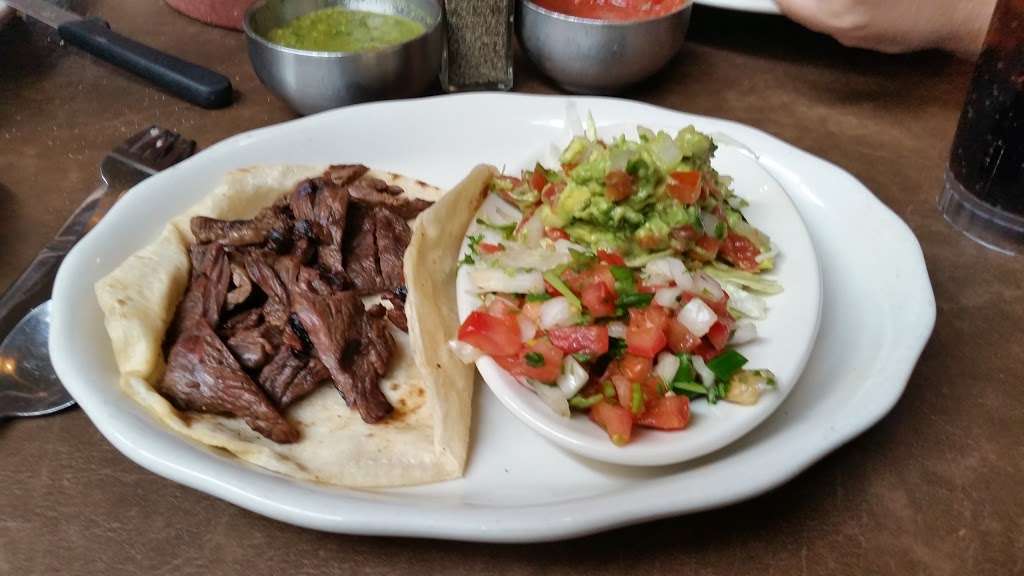 Salsalitos Mexican Restaurant | 14535 Nacogdoches Rd, San Antonio, TX 78247, USA | Phone: (210) 646-8088