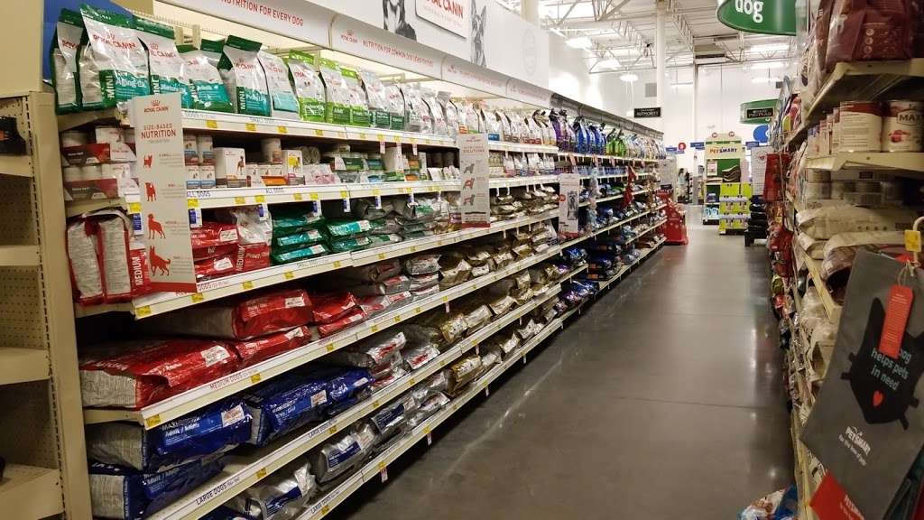 PetSmart | 420 Consumer Square, Mays Landing, NJ 08330, USA | Phone: (609) 677-1620