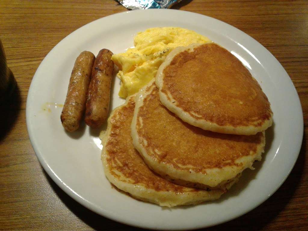 Dennys | 1412 Merritt Blvd, Dundalk, MD 21222, USA | Phone: (410) 282-5880