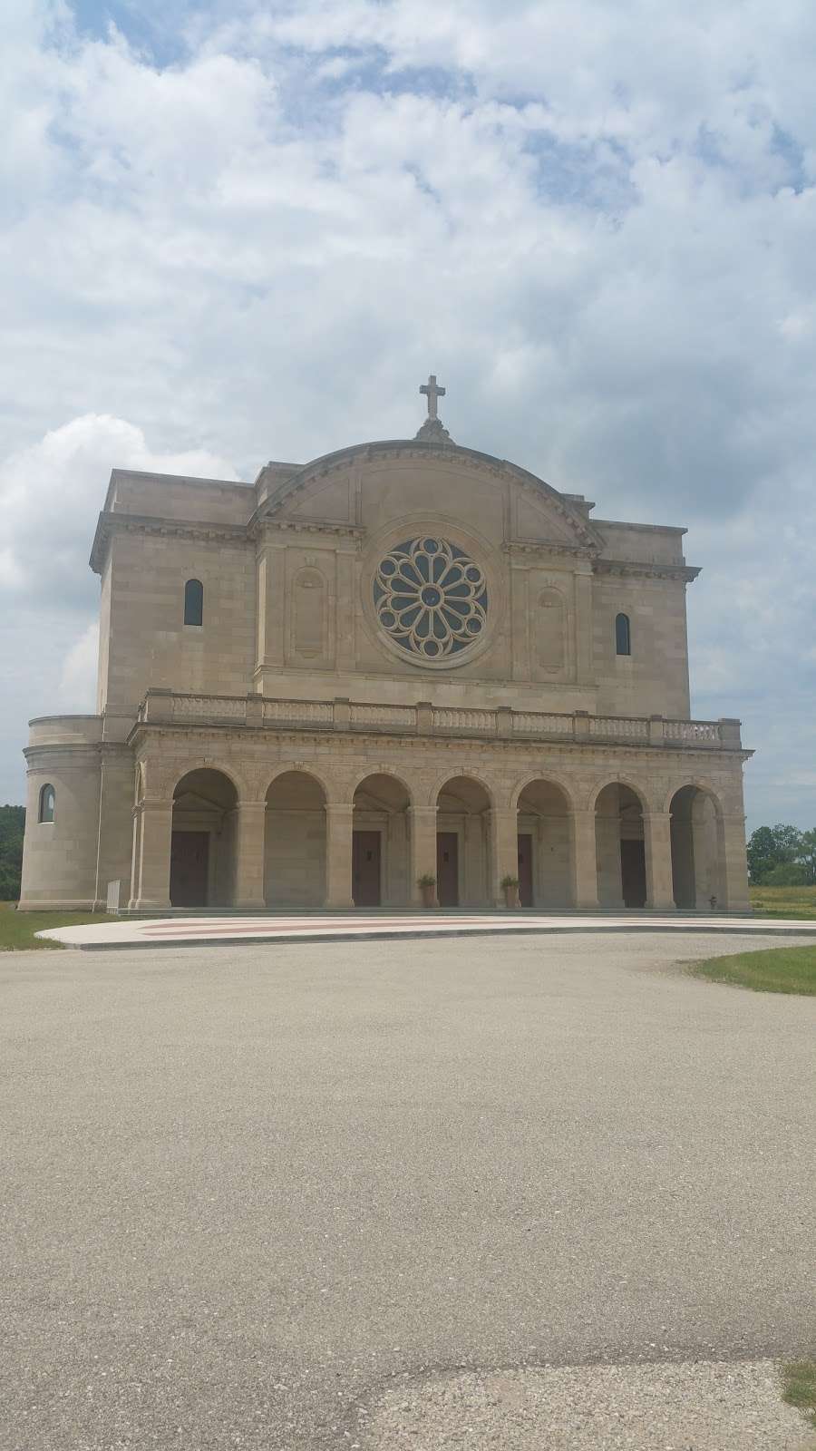 St. Raphael the Archangel Catholic Church | 40000 US-45, Old Mill Creek, IL 60046, USA | Phone: (847) 395-3474