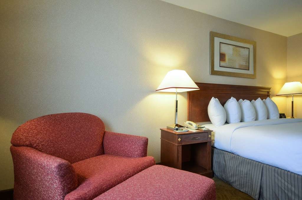 Hilton Washington DC North/Gaithersburg | 620 Perry Pkwy, Gaithersburg, MD 20877 | Phone: (301) 977-8900