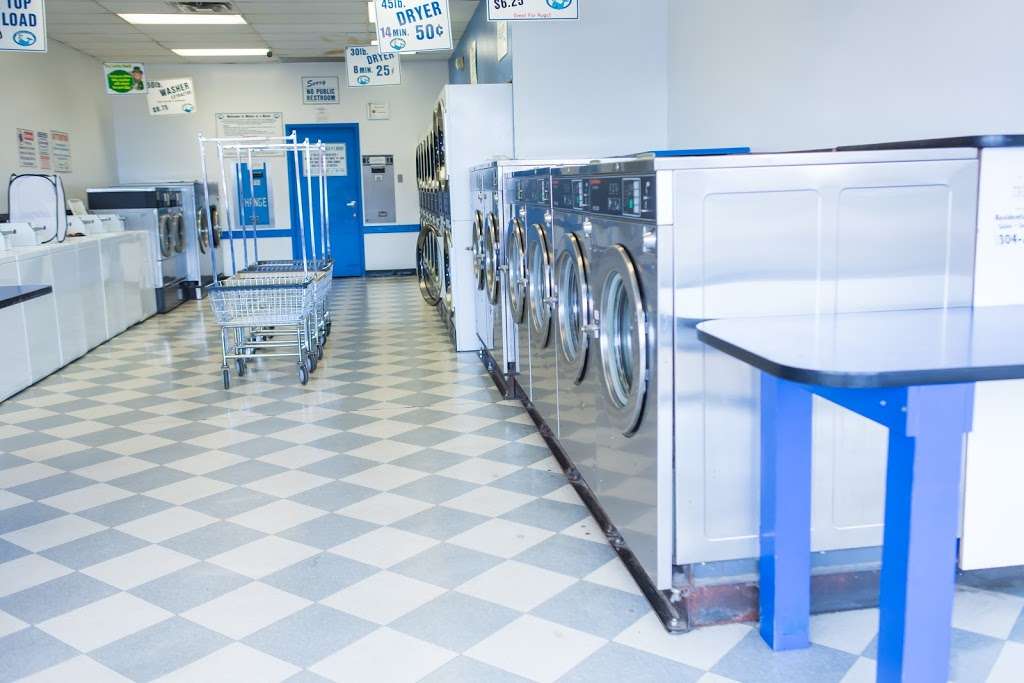 Whale of a Wash Laundromat | 4803 Gerrardstown Rd unit f, Inwood, WV 25428, USA | Phone: (304) 876-0088
