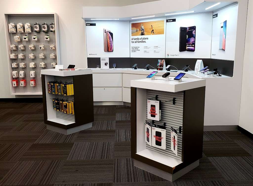 Verizon Authorized Retailer, TCC | 1786 Columbia Ave, Columbia, PA 17512, USA | Phone: (717) 992-4132