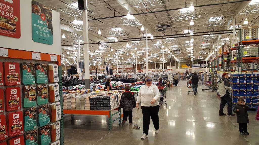 Costco Wholesale | 9350 Marshall Dr, Lenexa, KS 66215, USA | Phone: (913) 227-3703