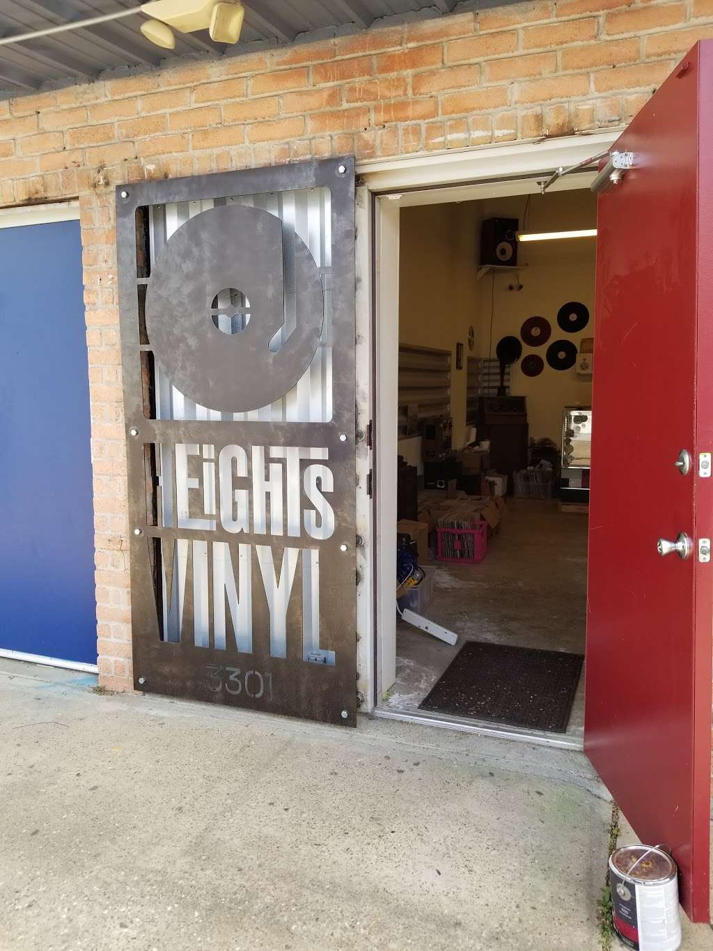 Heights Vinyl | 3301 Cline St, Houston, TX 77020 | Phone: (281) 974-1234