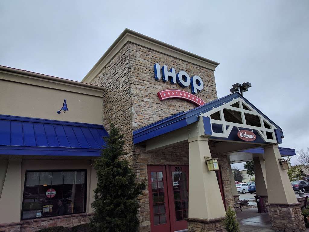 IHOP | 260 Providence Hwy, Dedham, MA 02026, USA | Phone: (781) 326-0719