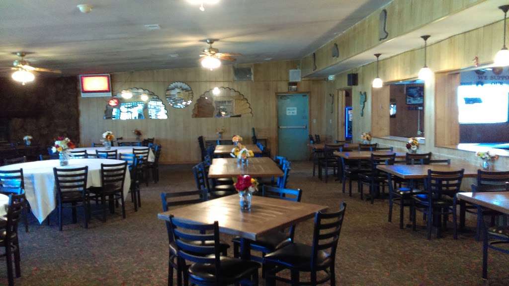 Lulus Inn | 33355 CO-36, Watkins, CO 80137 | Phone: (303) 261-9672