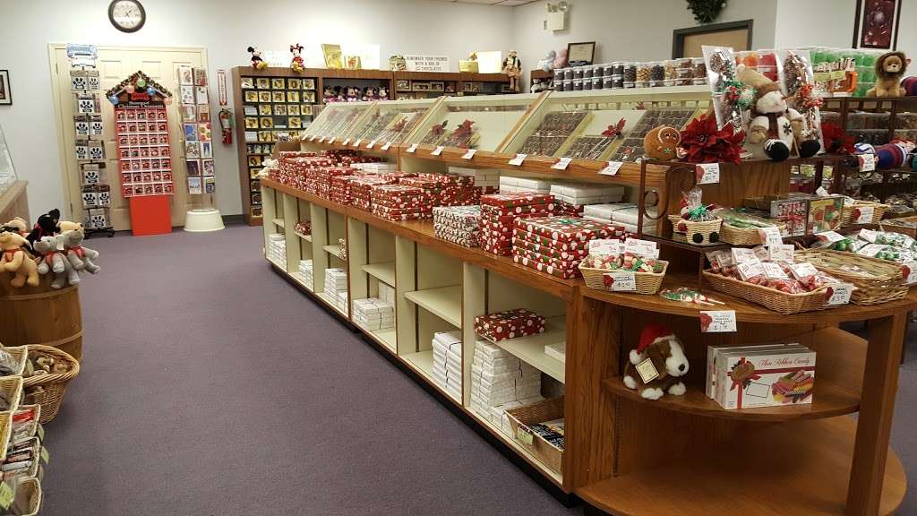 Stutz Candies | 1345 Easton Rd, Warrington, PA 18976, USA | Phone: (215) 343-6212