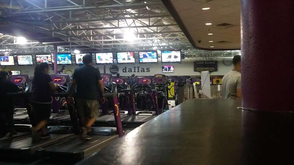 Planet Fitness | 3200 Falls Dr, Dallas, TX 75211, USA | Phone: (888) 237-9005