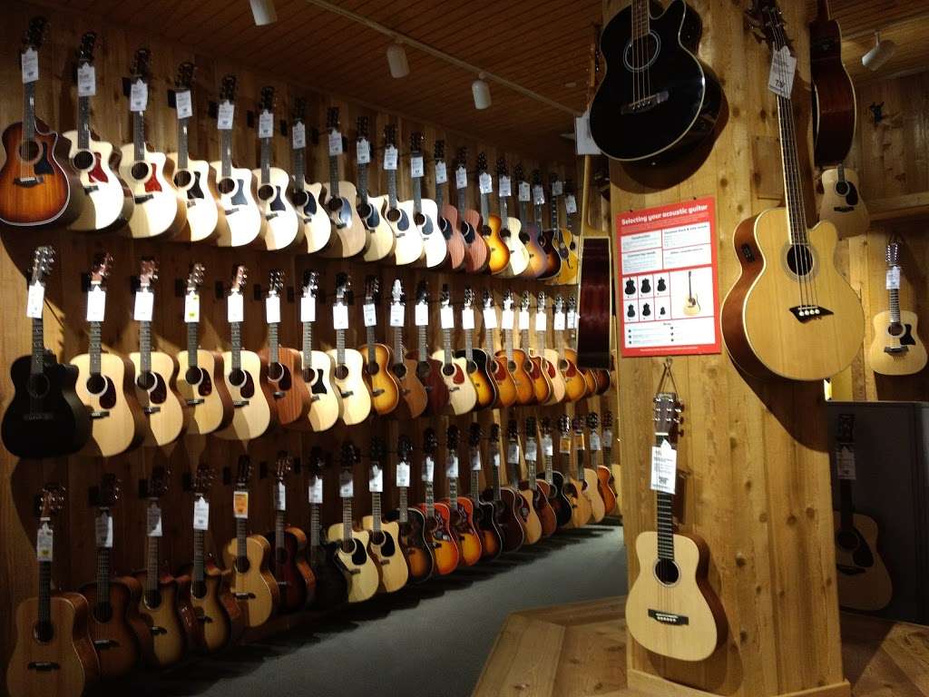 Guitar Center | 2601 Interstate 35E, Frontage Road #400, Lewisville, TX 75067, USA | Phone: (972) 459-1864