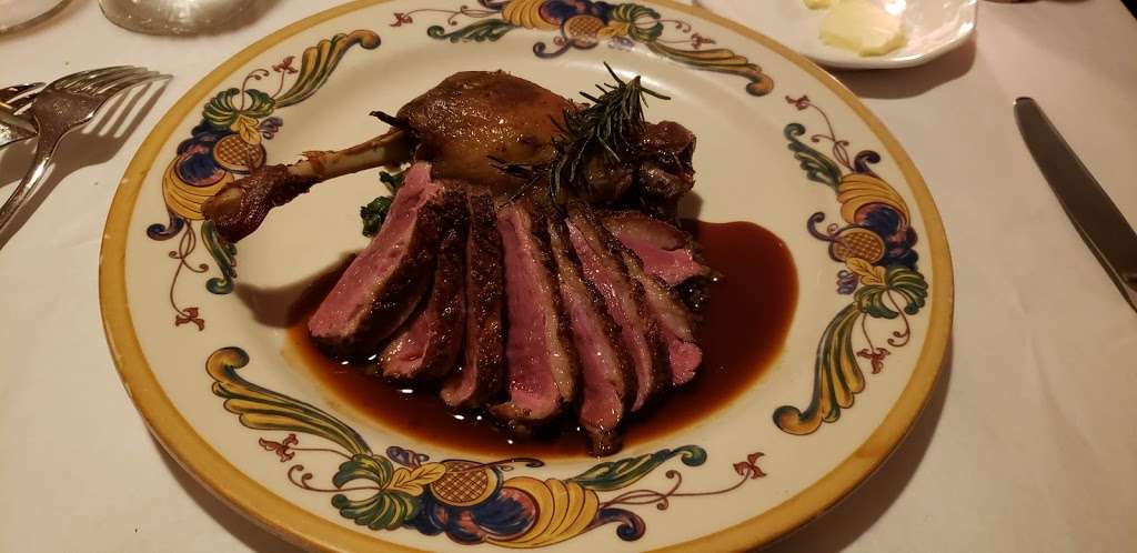 Bartolottas Lake Park Bistro | 3133 E Newberry Blvd, Milwaukee, WI 53211, USA | Phone: (414) 962-6300