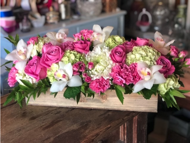 Hilarys Flowers & Such | We are a design studio ** Please call before dropping by thank you we would love to hear from you, 850 California St, El Segundo, CA 90245, USA | Phone: (310) 414-9557