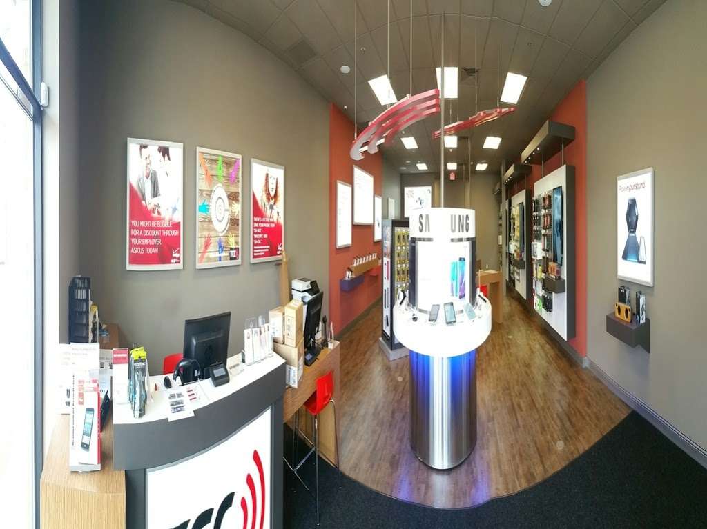 Verizon Authorized Retailer, TCC | 137 University Ave, Westwood, MA 02090, USA | Phone: (781) 467-1295