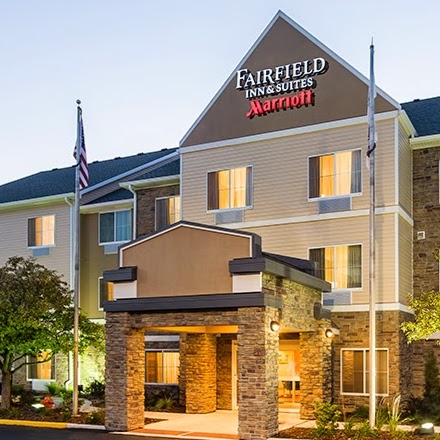 Fairfield Inn & Suites by Marriott Chicago Naperville/Aurora | 1847 W Diehl Rd, Naperville, IL 60563 | Phone: (630) 548-0966