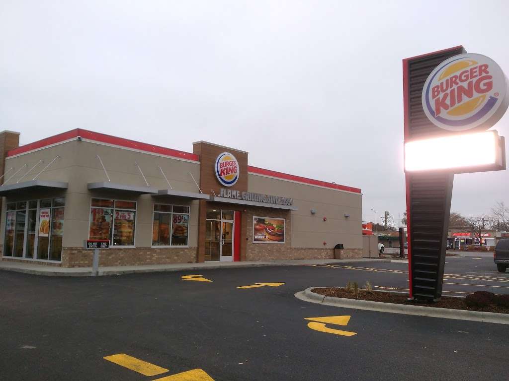 Burger King | 220 Mannheim Rd, Bellwood, IL 60104, USA | Phone: (708) 632-4790