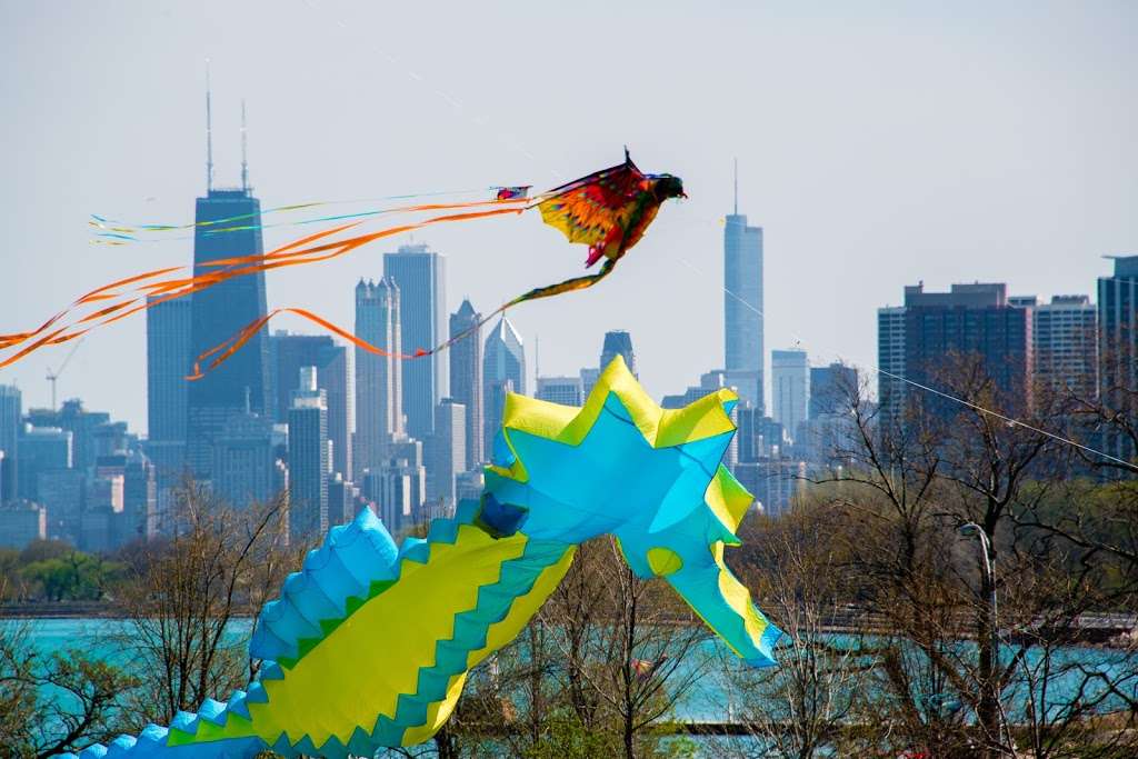 Cricket Hill | Lakefront Trail, Chicago, IL 60640, USA | Phone: (312) 742-7726